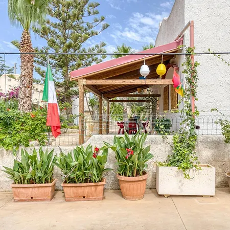 Tulipano Holiday home Torre Pali